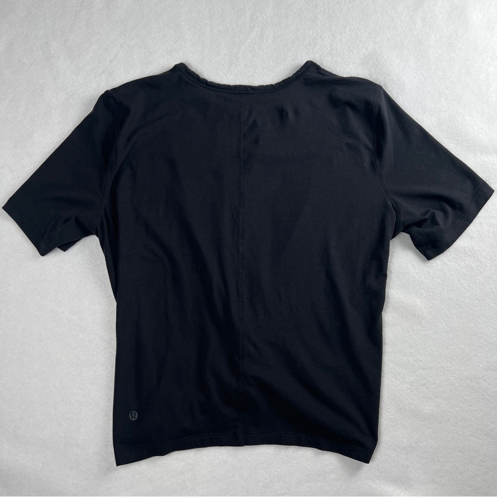 Lululemon Women’s Crescent T-Shirt Black‎ Small - Picture 4 of 9